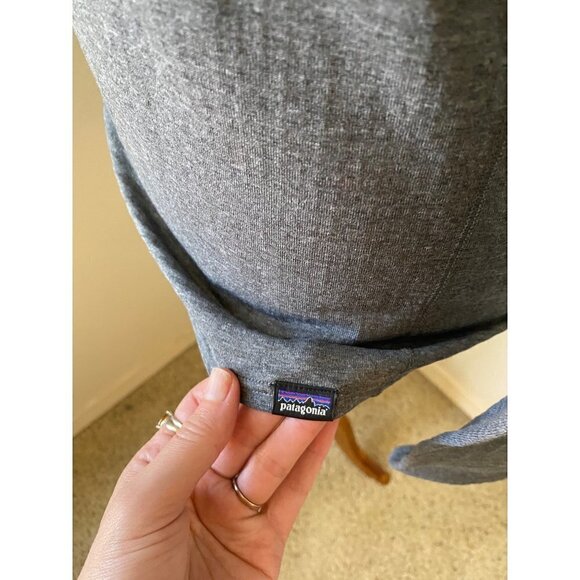 Patagonia Capilene Midweight Long Underwear Crew Top Size S - Picture 4 of 9